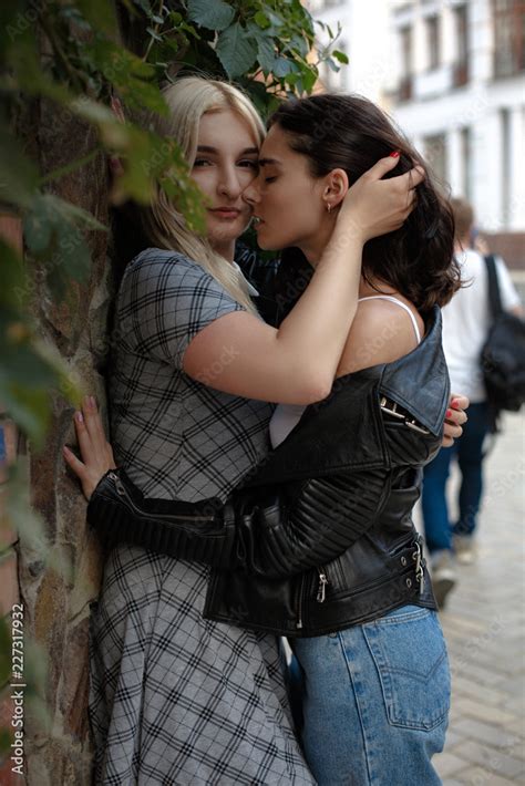 Lesbians Porn Pics